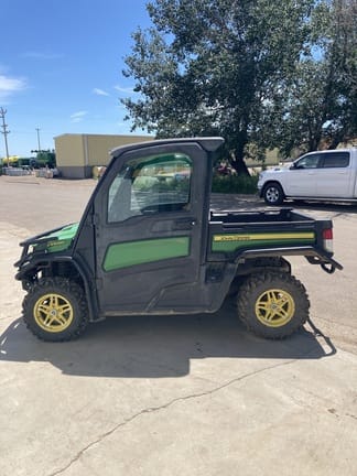 Main image John Deere XUV 835M