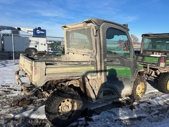 Image of John Deere XUV 835M equipment image 3