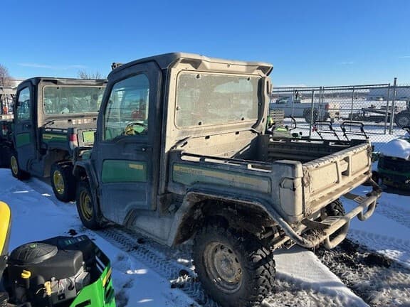 Image of John Deere XUV 835M Primary image