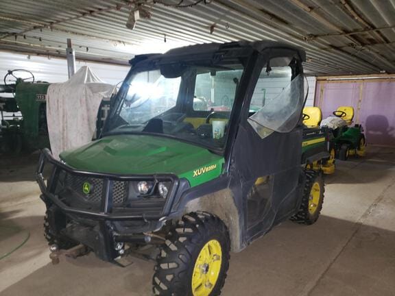 Main image John Deere XUV 835M