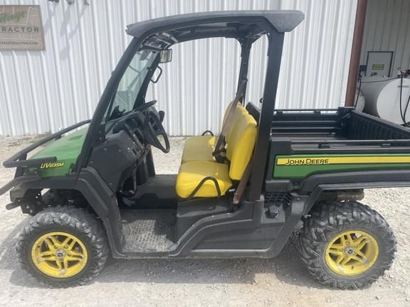 Image of John Deere XUV 835M Primary image