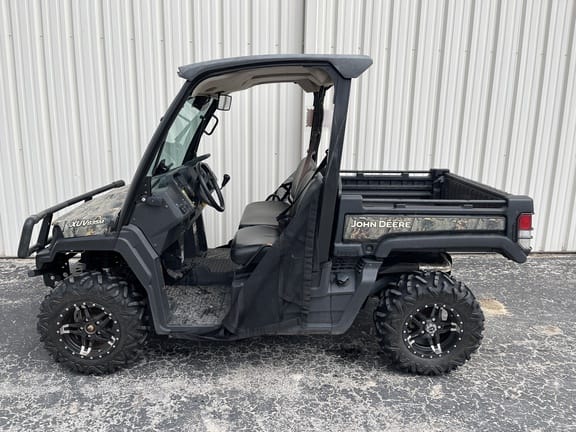 2019 John Deere XUV 835M Equipment Image0