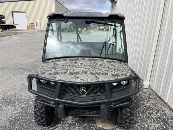 Image of John Deere XUV 835M equipment image 4