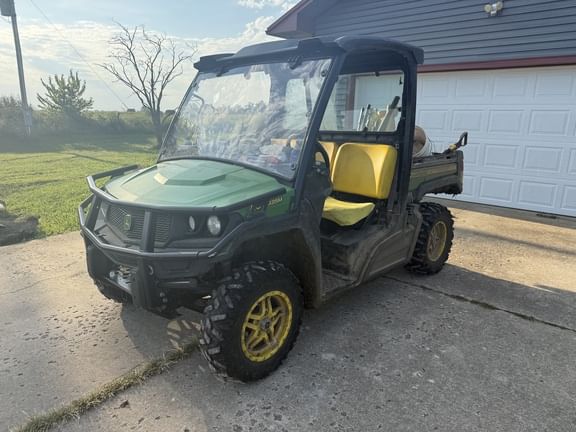 2019 John Deere XUV 835M Equipment Image0