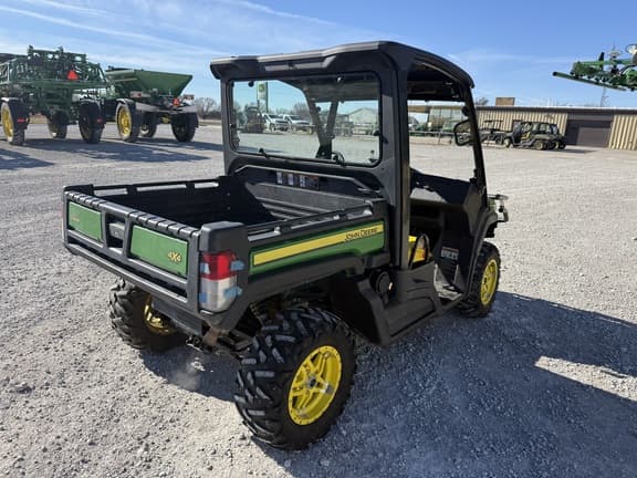 Image of John Deere XUV 835M equipment image 3