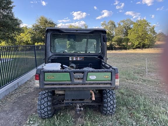 Image of John Deere XUV 835M equipment image 4