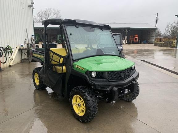 Image of John Deere XUV 835M equipment image 3