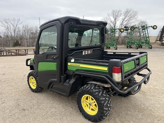 Image of John Deere XUV 835M equipment image 2