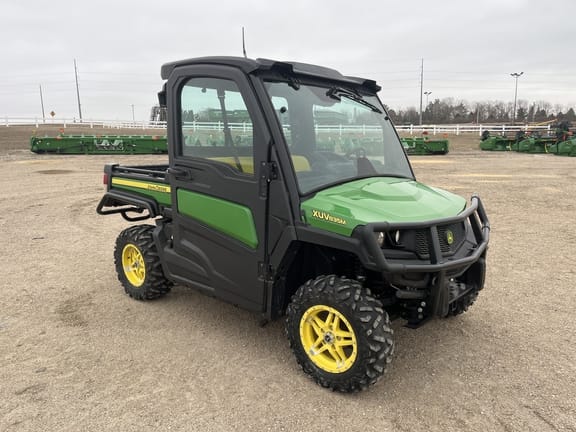 Main image John Deere XUV 835M