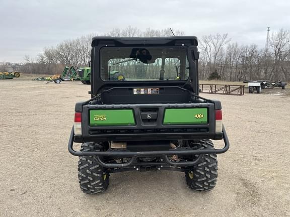 Image of John Deere XUV 835M equipment image 3