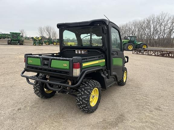 Image of John Deere XUV 835M equipment image 4