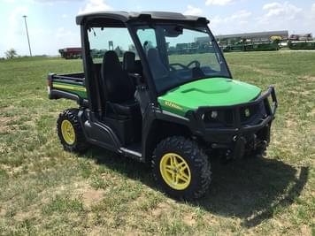 Main image John Deere XUV 835M