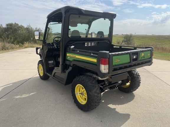 Image of John Deere XUV 835M equipment image 3