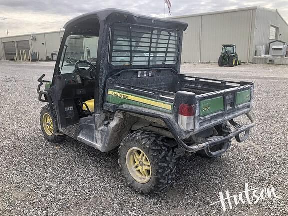 Image of John Deere XUV 835M equipment image 3