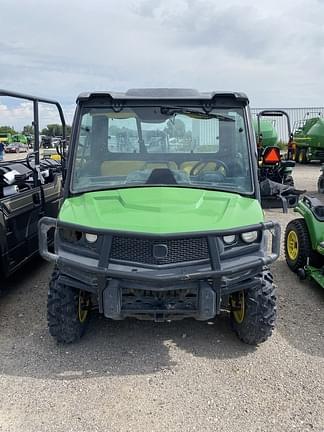 Image of John Deere XUV 835M Primary image