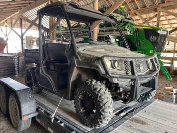 Main image John Deere XUV 835M