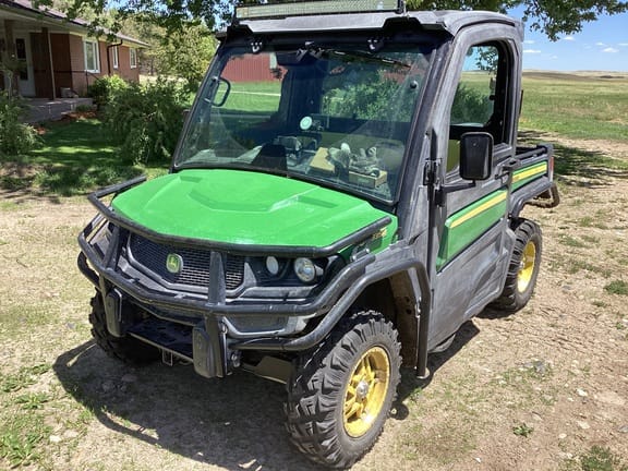 2019 John Deere XUV 835M Equipment Image0