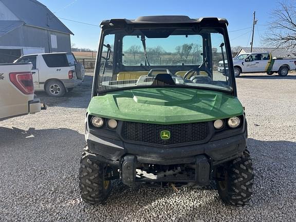 Image of John Deere XUV 835M equipment image 3