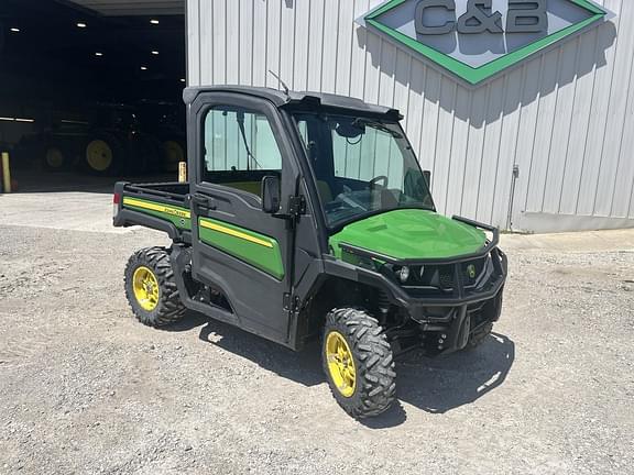 Image of John Deere XUV 835M Primary image