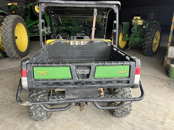 Image of John Deere XUV 835M equipment image 3