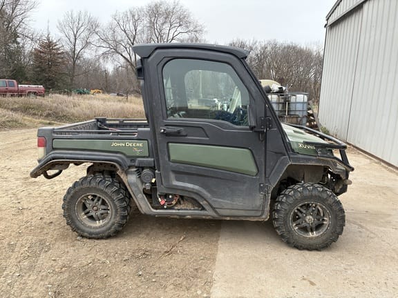 2019 John Deere XUV 835M Equipment Image0