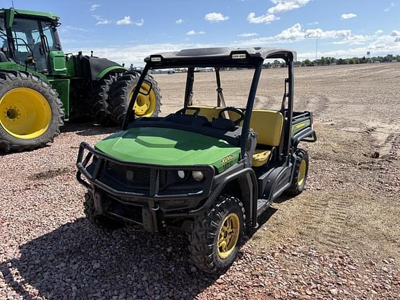 Image of John Deere XUV 835M equipment image 1