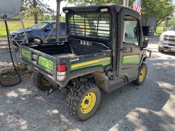 Image of John Deere XUV 835M equipment image 2