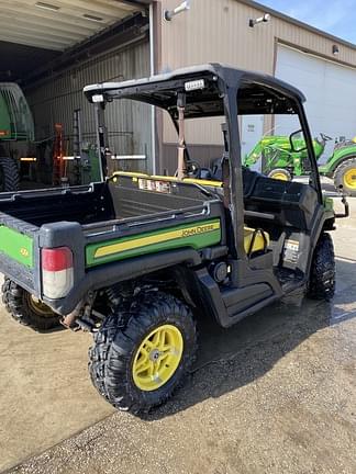 Image of John Deere XUV 835M equipment image 3