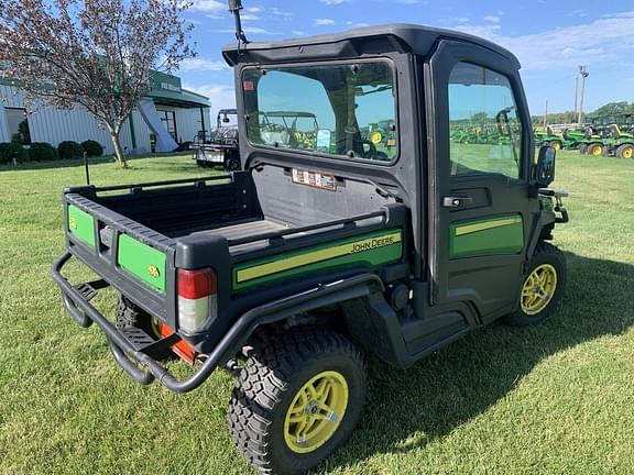 Image of John Deere XUV 835M equipment image 4