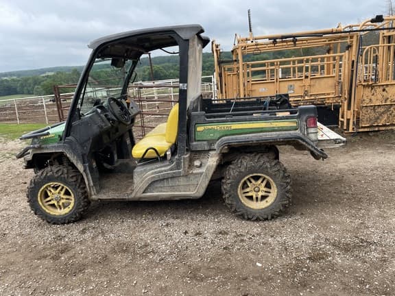 Image of John Deere XUV 835M equipment image 3