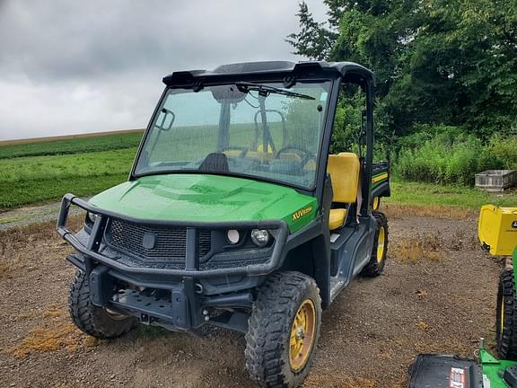 Image of John Deere XUV 835M equipment image 2