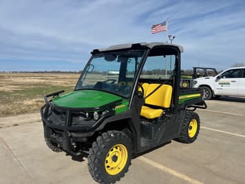 Main image John Deere XUV 835M