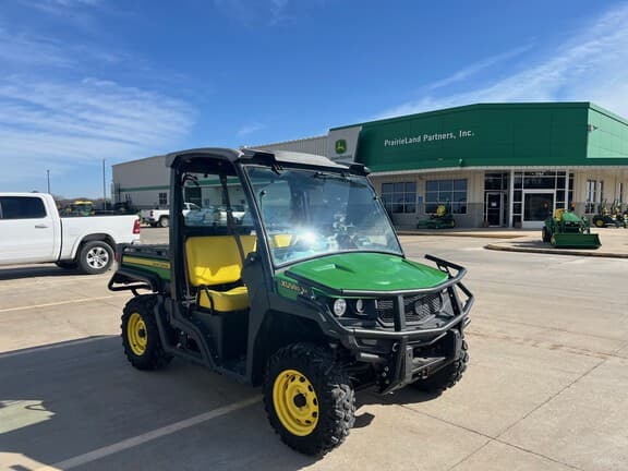 Image of John Deere XUV 835M equipment image 1
