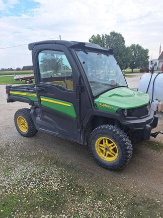 Image of John Deere XUV 835M equipment image 3