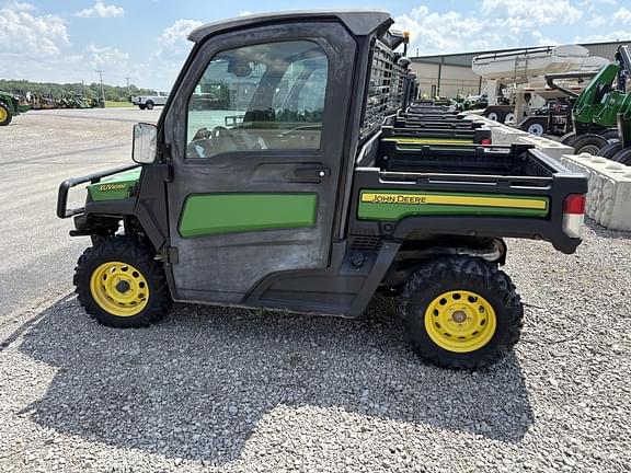 Image of John Deere XUV 835M equipment image 4