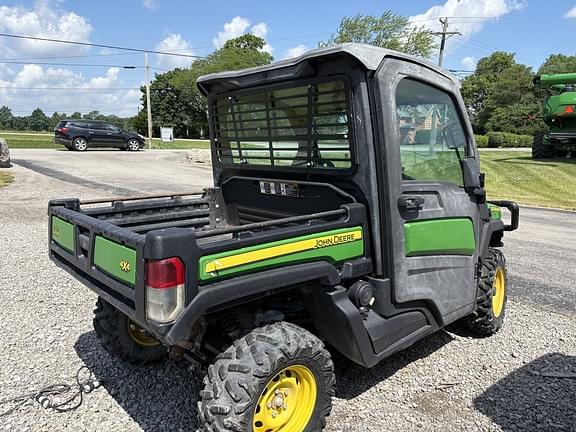 Image of John Deere XUV 835M equipment image 2
