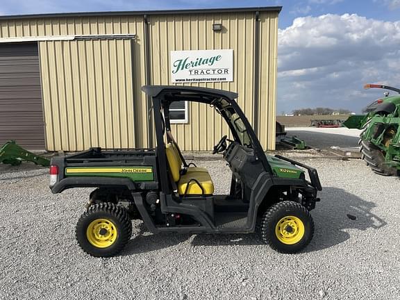 Image of John Deere XUV 835M equipment image 1