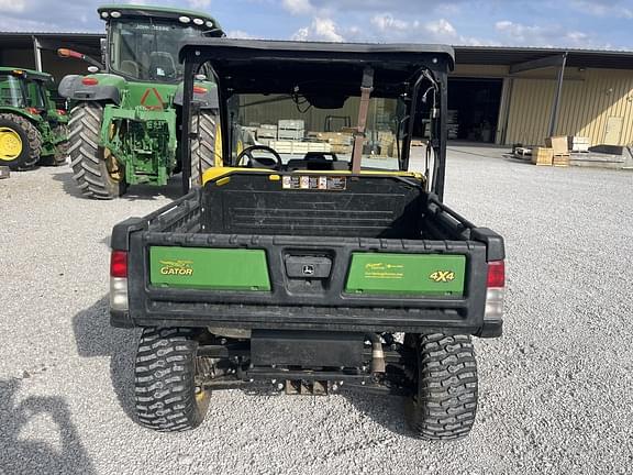 Image of John Deere XUV 835M equipment image 4