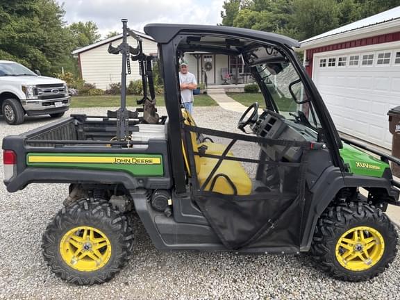 Image of John Deere XUV 835M equipment image 3