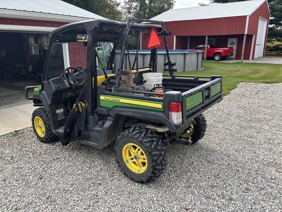Image of John Deere XUV 835M equipment image 4
