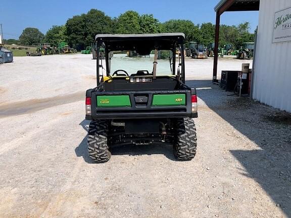 Image of John Deere XUV 835M equipment image 3