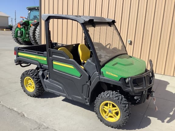 Image of John Deere XUV 835M equipment image 2