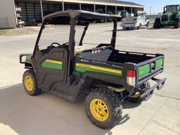 Image of John Deere XUV 835M equipment image 4