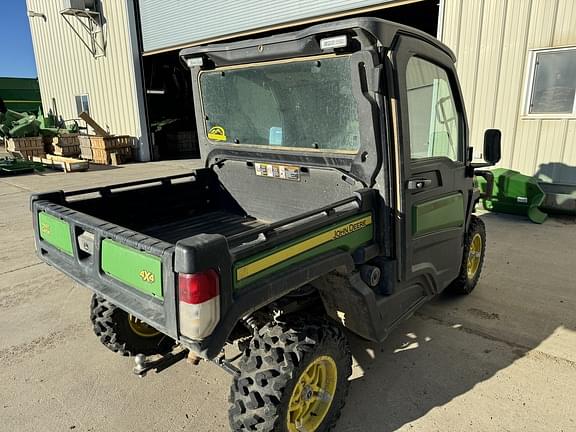 Image of John Deere XUV 835M equipment image 3