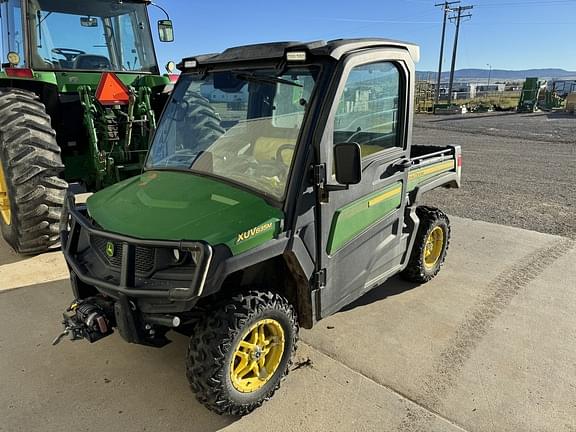 Image of John Deere XUV 835M Primary image