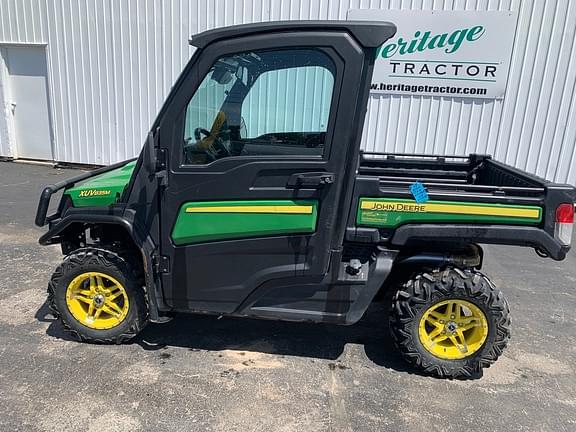 Image of John Deere XUV 835M equipment image 1