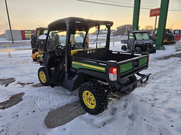 Image of John Deere XUV 835M equipment image 3