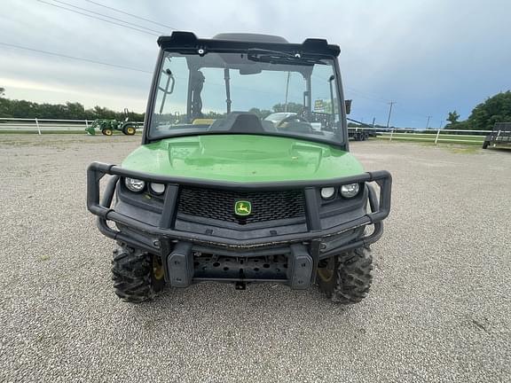 Image of John Deere XUV 835M equipment image 1