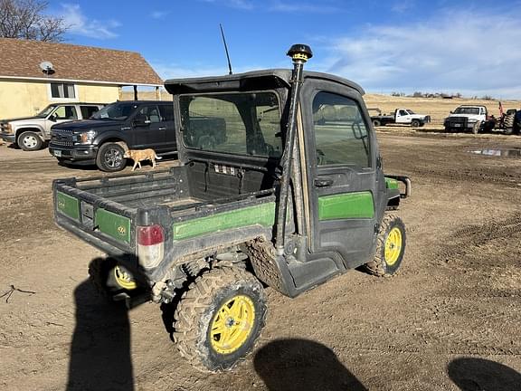 Image of John Deere XUV 835M equipment image 3