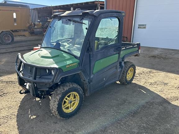 Image of John Deere XUV 835M Primary image